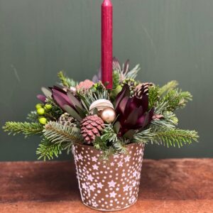 Classic Christmas Candle Pot - great as a gift or for your festive table